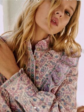 Women’s Pink Floral Ruffle-Trim Blouse with Blue Accents